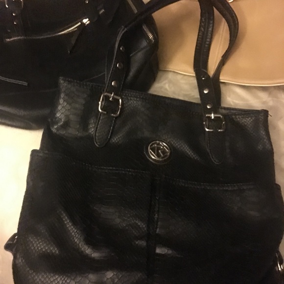 Clothing - Picture 8 of 8